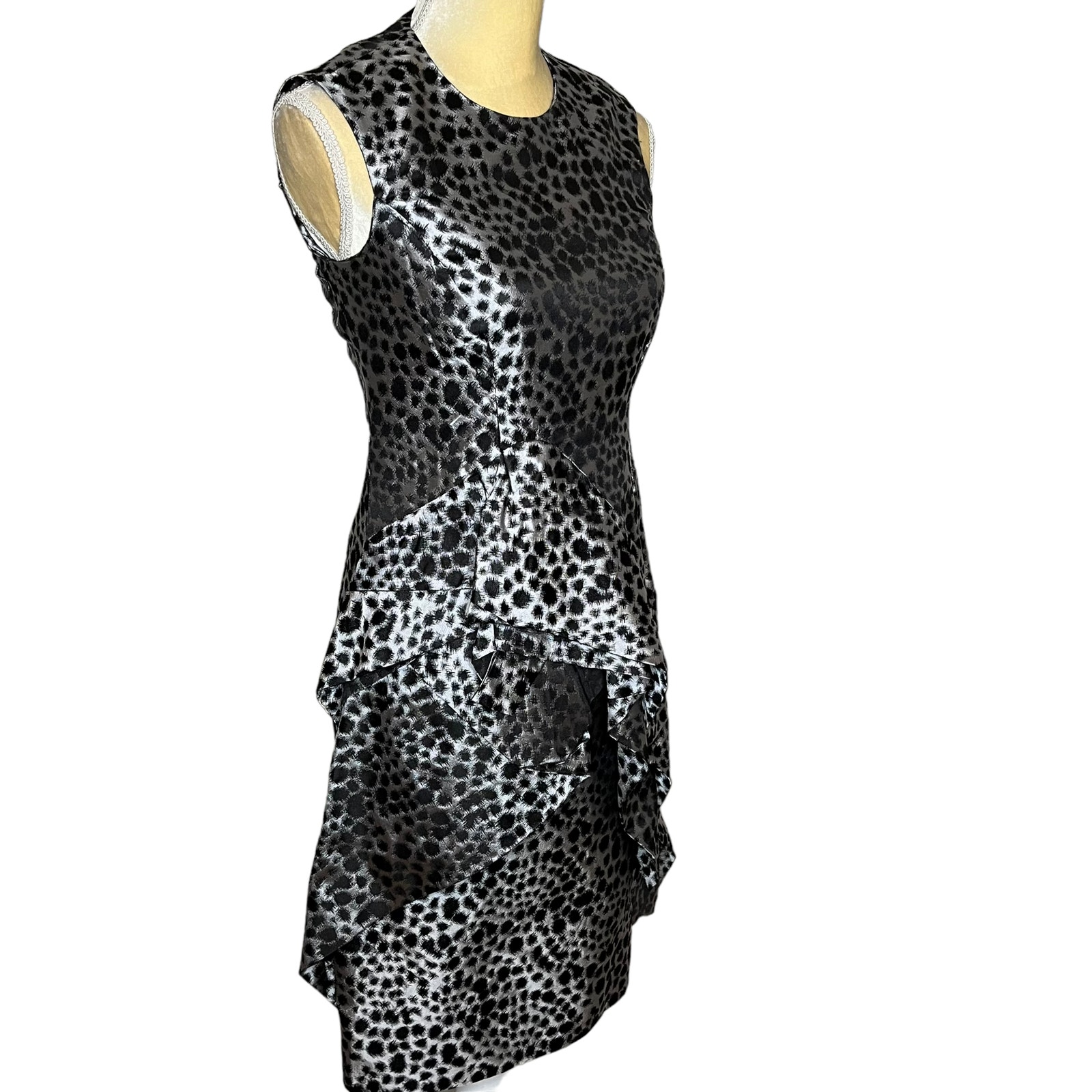 Pringle Of Scotland Black And Silver Ruffle Dress Euc Silk Size Us 6 — image 5 of 8